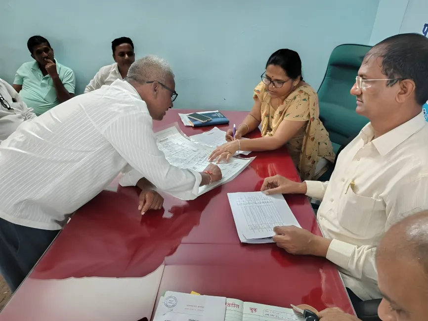 मुखपृष्ठ 32 WhatsApp Image 2025-10-11 at 13.28.07_a585116e